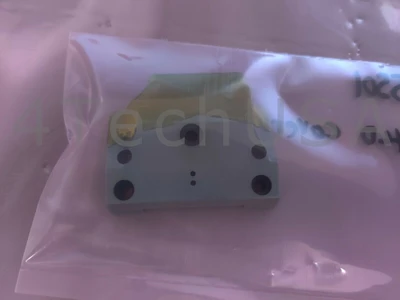 New | in-Stock Universal Instruments Corporation 42865501 Miscellaneous PCB & SMT Equipment Michigan US | 4Tech USA #1540593