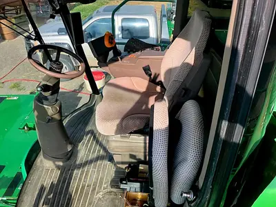 USED 2016 JOHN DEERE W235
