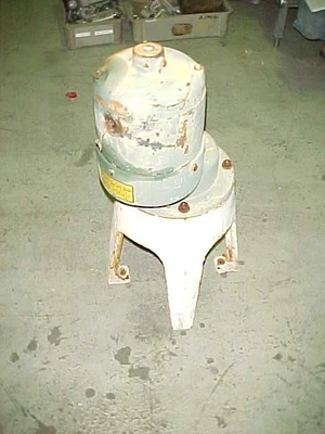 USED MIXING EQUIPMENT  STATIONARY MIXER 33G-50