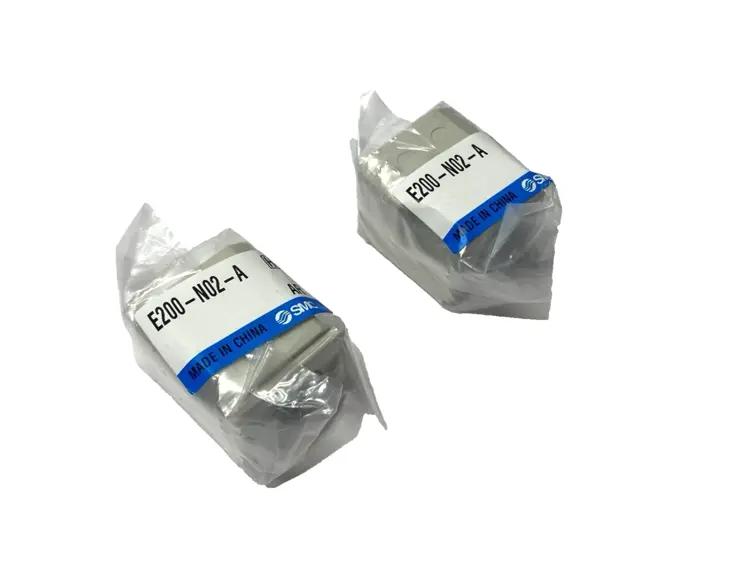New | in-Stock SMC PNEUMATIC ADAPTER 1/4" PORTS LOT OF 2 Arbors & Adapters | Maverick Industrial Sales #1099160