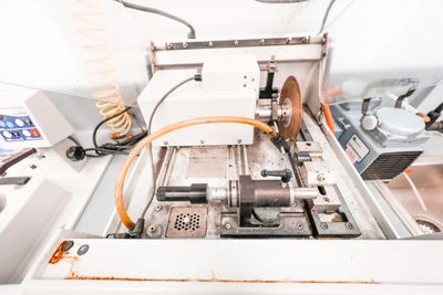 BUEHLER Complete Metallurgical Package Lab equipment | Elevation Machine (6)