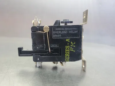 GENERAL ELECTRIC CR124 Ser. A FK OVERLOAD RELAY. 4E-24