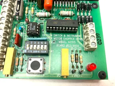 Used HAYDON SWITCH AND INSTRUMENT STEPPER CHOPPER MOTOR DRIVE Motor Controllers Michigan US | Maverick Industrial Sales #1092159