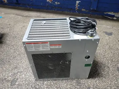 USED OASIS INTERNATIONAL R8D300