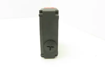 Omron D4NL-2HFA-BS Guard Safety Door Switch Interlock Solenoid Release 24VDC