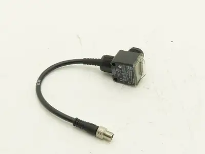 Allen Bradley 42EF-P2MPB-Y4 RightSight Photoelectric Sensor Photo Eye Ser D