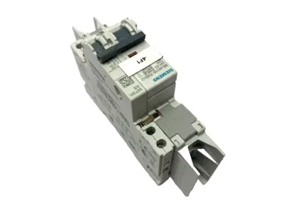 USED SIEMENS CIRCUIT BREAKER 1P 10A W/ 5ST3010 AUXILIARY SWITCH