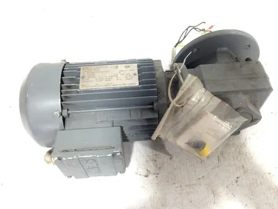 Sew-Eurodrive Type SF 37-DT80K4 0.55kW Gearmotor 1700/76RPM 22.50:1 3PH