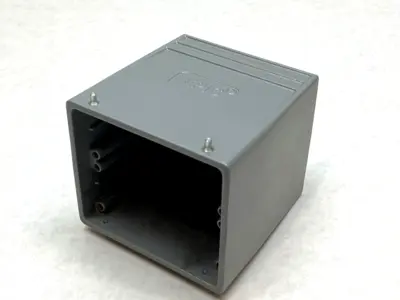 USED EPIC HOOD TOP ENTRY PG21 CABLE ENTRY 2-LEVER HOUSING 10133000