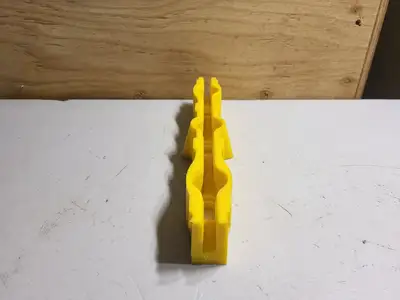 Saddle Top Rail System Fastener for Screen Decks