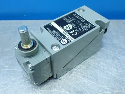 NEW ALLENBRADLEY 802TAGPJ1
