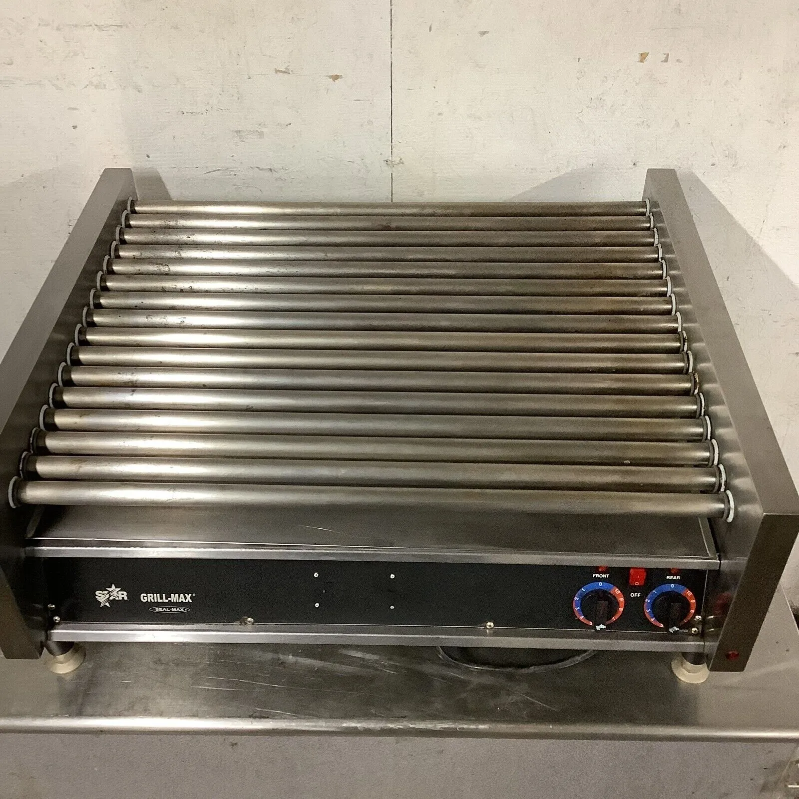 152-0370 Star 75C Hot Dog Roller