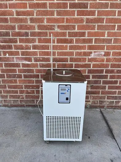Used TOUCH SCIENCE INSTRUMENTS  DLSB-20/20 LOW TEMPERATURE  COOLANT CIRCULATION PUMP Chillers California US | Equipment Lab #485490