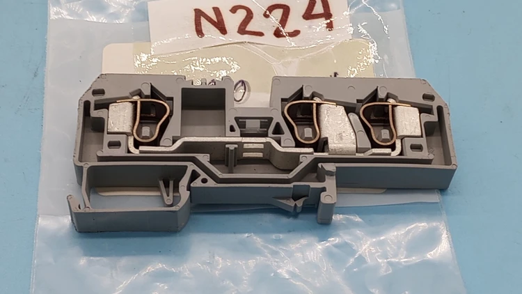 Used WAGO 284 Terminal Blocks Arizona US | ASSET CONVERSION SPECIALISTS, INC. #311165