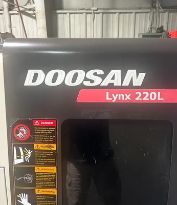 2012 DOOSAN LYNX 220LC CNC Lathes | Tight Tolerance Machinery (2)