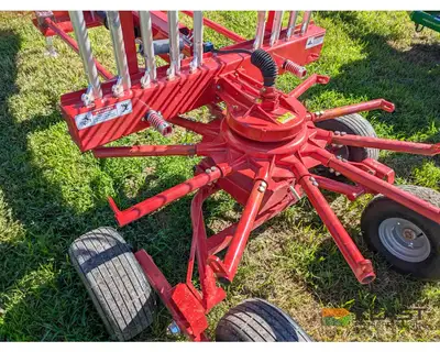 Used FARM KING _UNKNOWN_ Hay Rakes Iowa US | Keast Enterprises #1360264
