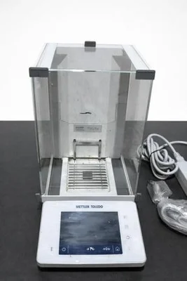 USED METTLER - TOLEDO ME1002E