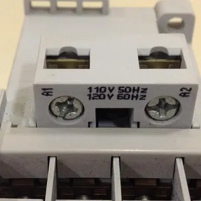 USED ALLEN BRADLEY 700-CF310 SER A