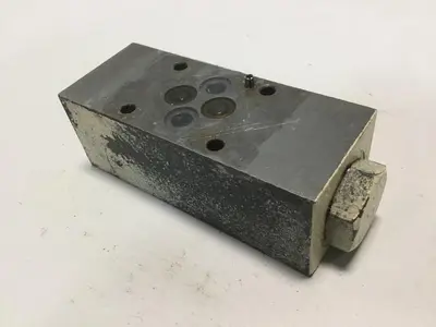USED PARKER CPOM2DD 30