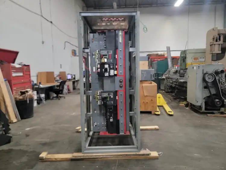 Used SQUARE D PJA36120U44A Switchgears British Columbia CA | Lenmark #409113