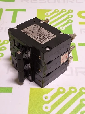 FUJI ELECTRIC CP53BS/30 CIRCUIT PROTECTOR CP53B-1S030 3 POLE 30A