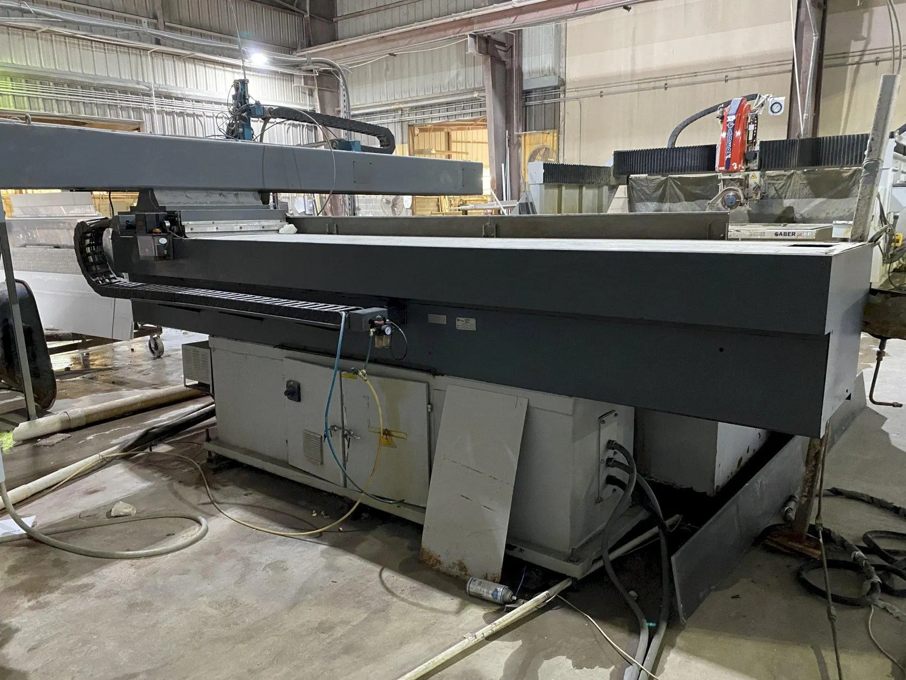 USED 2011 FLOW 200
