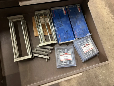 Used _UNKNOWN_ _UNKNOWN_ Tool Carts Michigan US | Miedema Asset Management Group #1292542