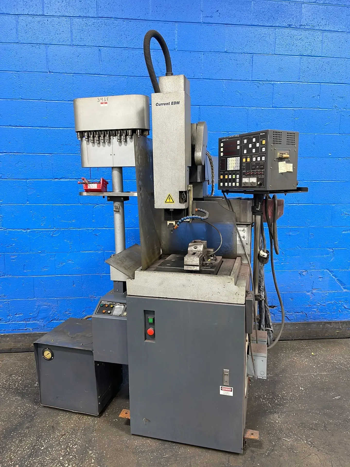 USED 1996 ELENIX CT300