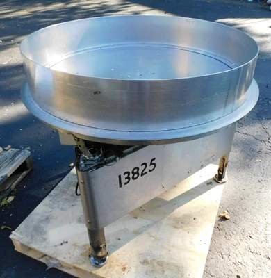 USED E PAK ACCUMULATOR TABLE 48" ACCUM TT
