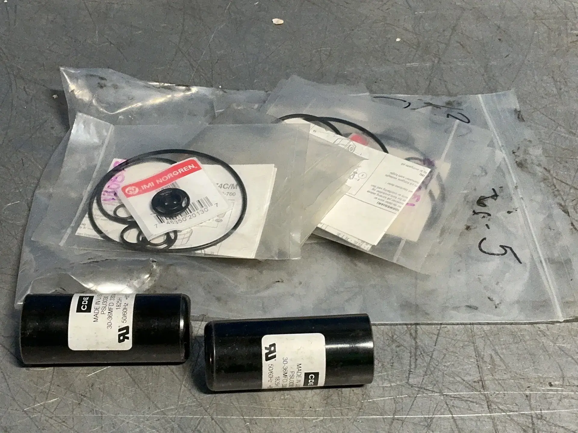 Used _UNKNOWN_ PSU3030 Capacitors Ohio US | HGR 24 #1321490