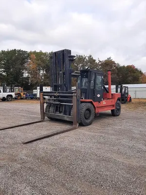 USED TAYLOR 30000 LB. CONTAINER HANDLER FORKLIFT
