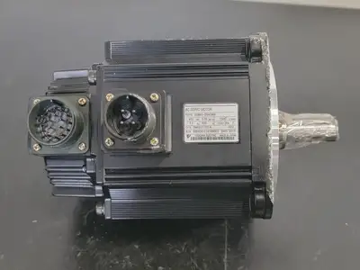 USED YASKAWA SGMG-09A2AB