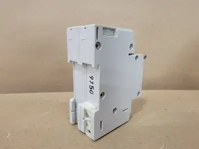 Used ALLEN-BRADLEY 1492-CB2-G070 Switchgears British Columbia CA | Lenmark #239229