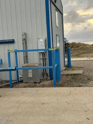 30" Hem-Saw / Hem-Saw Building