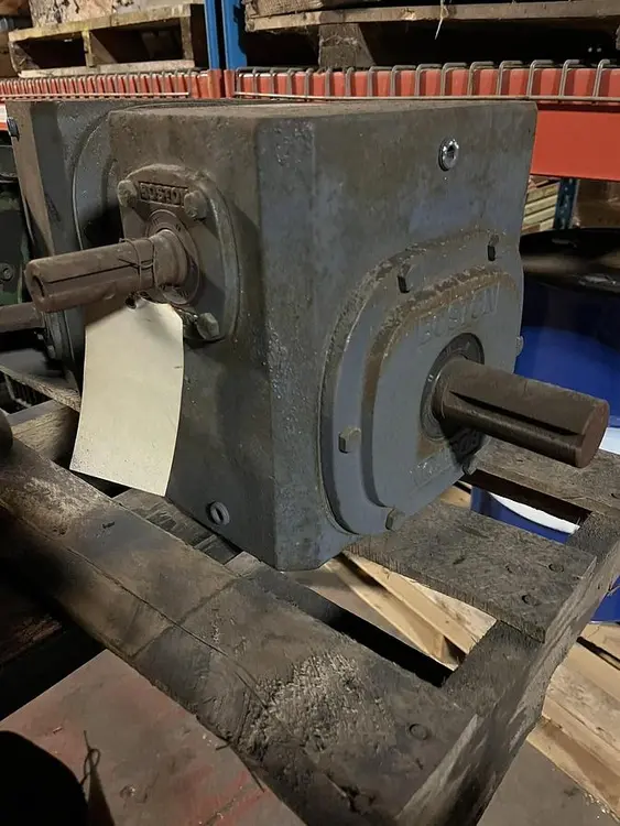Used BOSTON GEAR 738-20-J Speed Reducers | Surplus Asset Holdings #1204377