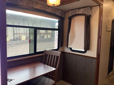 Used 2017 BIGHORN 39FL Campers, Caravans, Motorhomes Michigan US | Miedema Asset Management Group #1406910