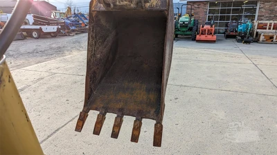 USED 1986 CATERPILLAR 416