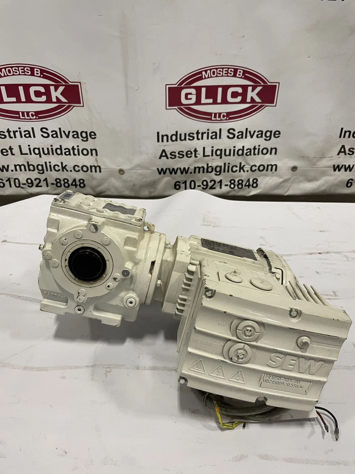 Sew-Eurodrive SA47/T DRS71M4/MM05/MO/AZZK Gear/Speed Reducer/Gearmotor 29:1 3PH