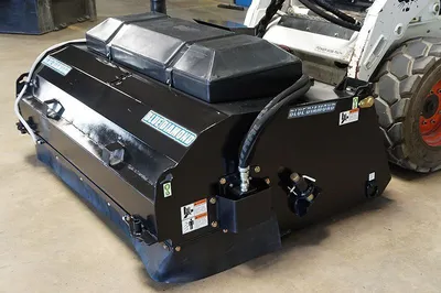 Blue Diamond Pickup Broom Sweeper Broom Quick Attach | Mid South Machinery (2)