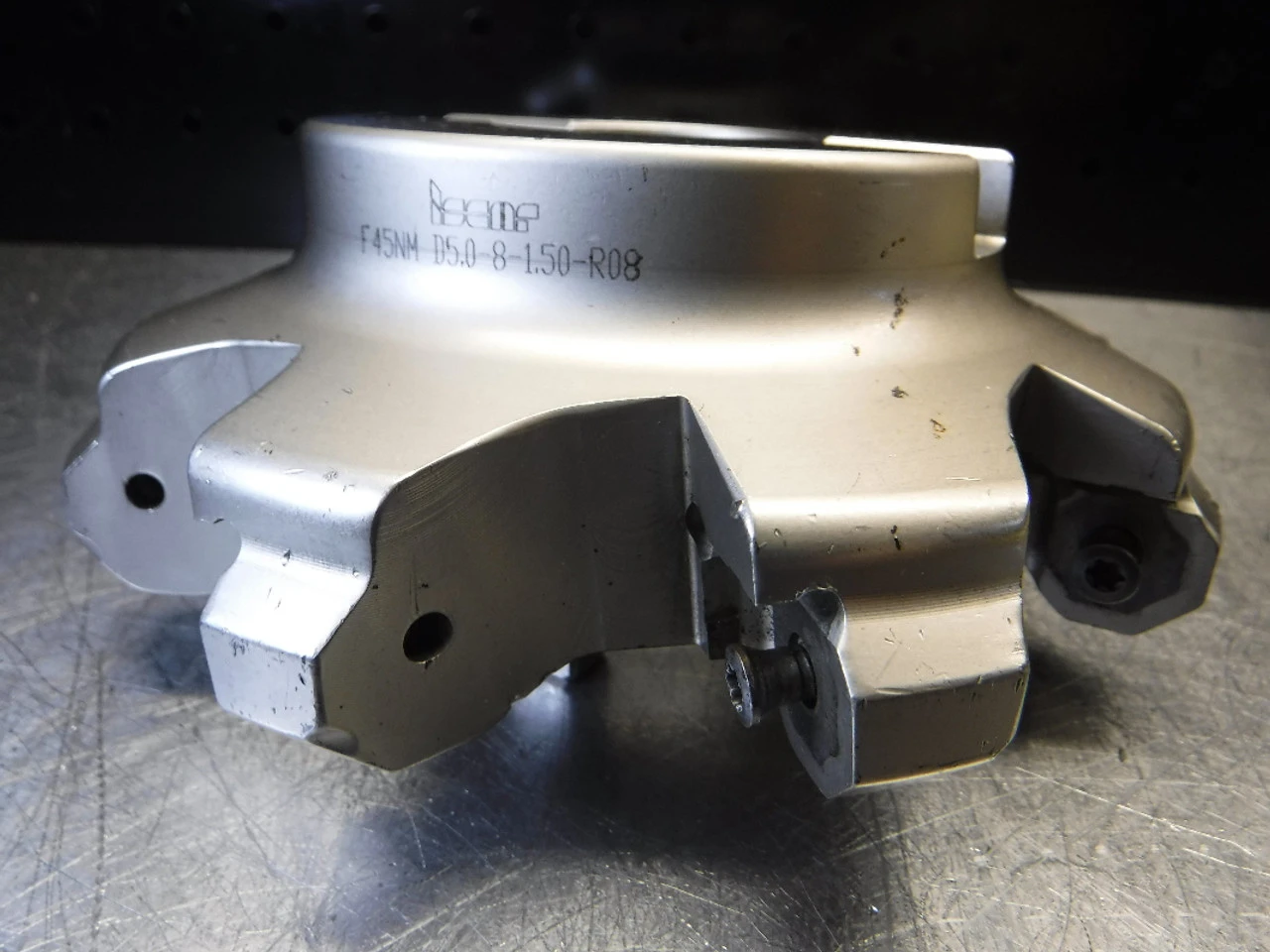 Iscar 5" Indexable Facemill 1.50" Arbor F45NM D5.0-8-1.50-R08 (LOC2195)