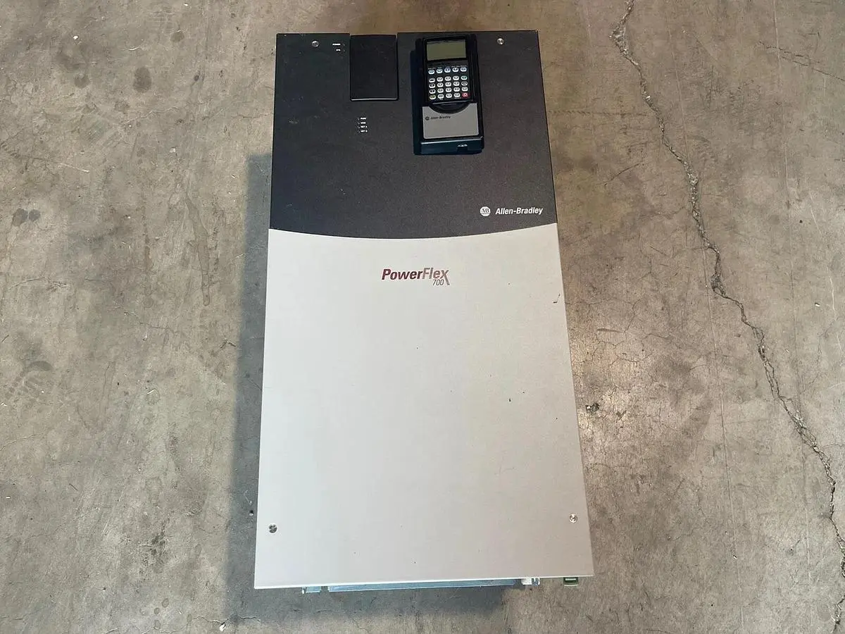 Allen Bradley 20BR180A0QYNAND0 SERIES B POWERFLEX 700 DRIVE VFD 150 HP S-153