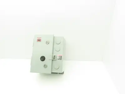 Cutler Hammer Motor Starter **Enclosure Only**