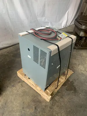 USED GENERAL BATTERY CHARGER 1050H3-12C