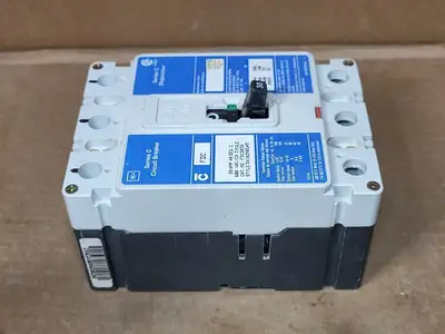 USED CUTLER-HAMMER FDC3030