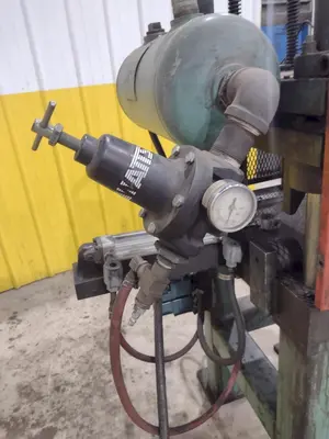 12 TON AIRAM 4-POST PNEUMATIC CUTOFF PRESS, 1" STROKE: STOCK #21330