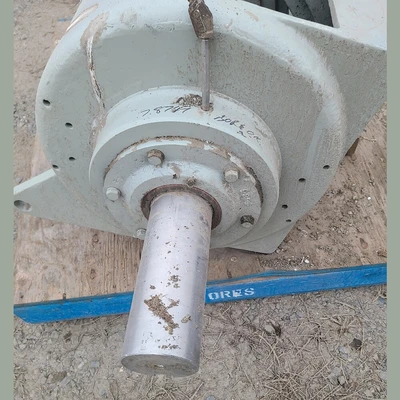 USED GREEY MIXING EQUIPMENT 4-VS-100
