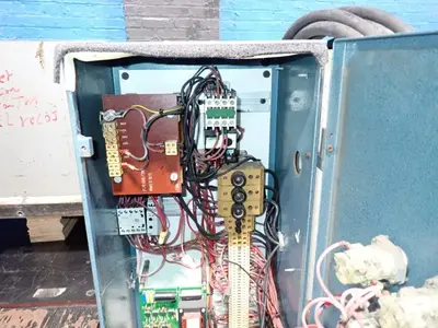 SAMCO 75 Used Hydraulic Presses | PlastiMach Corp (8)