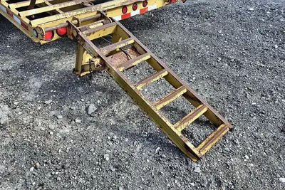 Used 2005 HOLDEN TD0 20 Flatbed Trailers Wisconsin US | Proxy Equipment #1378118