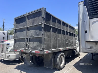 Used 1984 GMC 6000 Dump trucks California US | Lillo Machinery #1403772