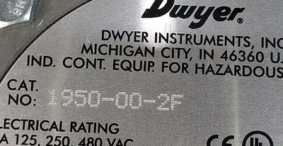 Dwyer 1950-00-F Proof Pressure Switch Loc5D14